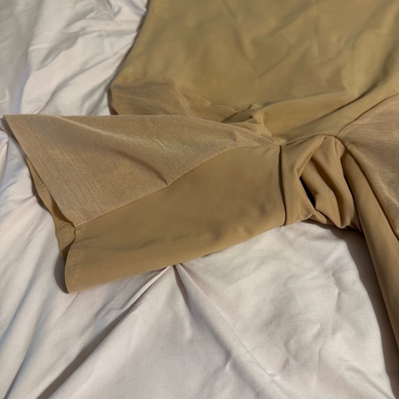 Honeylove Tan SuperPower Short Tummy Control Shapewear - Picture 3 of 8